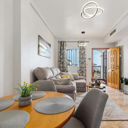 Apartment Cb Living - Homely Cinuelica, Punta Prima *